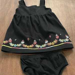Old Navy Infant 3-6 mos, Black Dress embroidered with Blooners‎ Holidays Classic